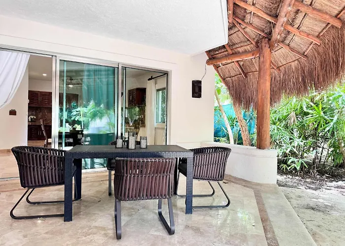 Tropical 3br Retreat W Pool & Essentials Apartamento *