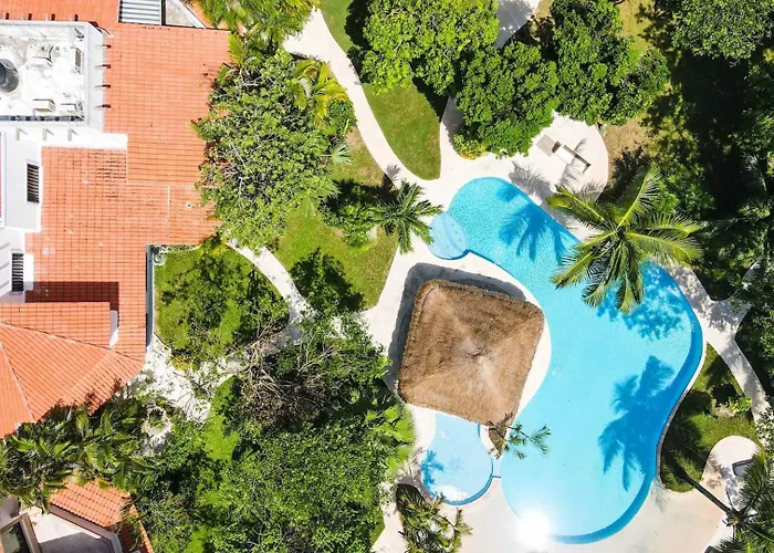Tropical 3br Retreat W Pool & Essentials Appartement Playa del Carmen